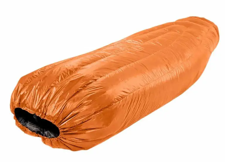 Backpacking Quilt vs Sleeping Bag Which is Best For You? Nomad Hiker